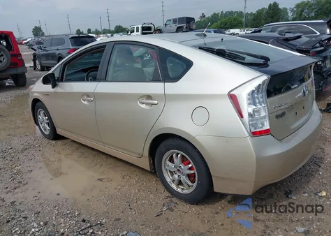 2011 Toyota Prius Three z USA, uszkodzony, nr VIN JTDKN3DU6B0267493